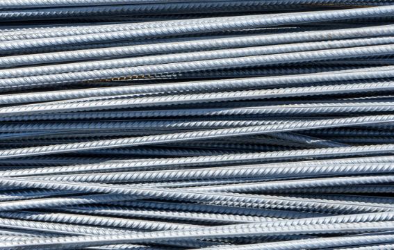 Pręt żebrowany fi 6 cena za metr, porównanie ofert na rynku 2025