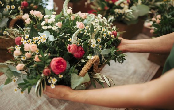 Drut florystyczny zastosowanie, poradnik dla kwiaciarzy