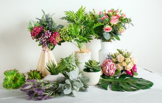 Drut do sztucznych kwiatów, jak dobrać odpowiedni do kompozycji