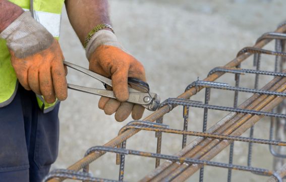 Drut wiązałkowy 10 kg, ile wystarczy na średnią budowę domu